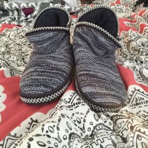 Muk luk slippers