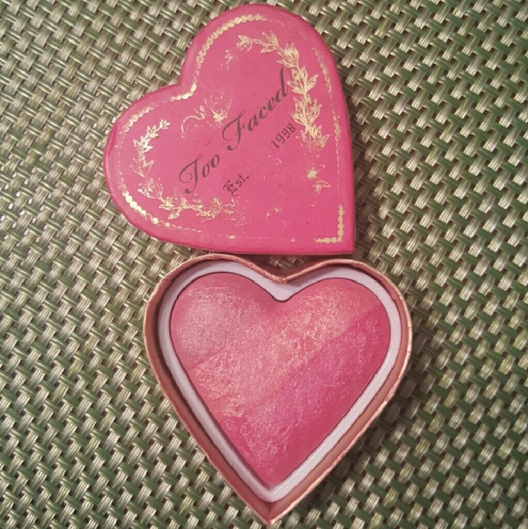 Too Faced Other - Too Faced blush