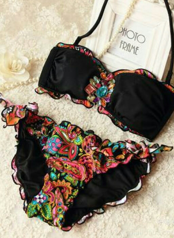 VS Jewel Accent Bikini Top w/ Paisley Bottoms