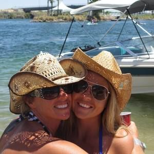 Meet your Posher, Corin