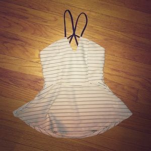 Kinda cropped blouse