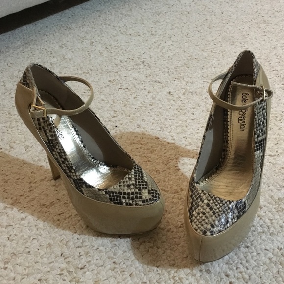 Nude pump with  snake print ❤️ - Picture 1 of 3