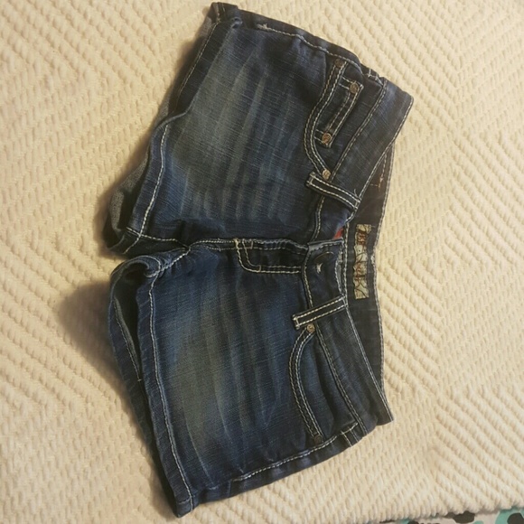 Cute BKE jean shorts