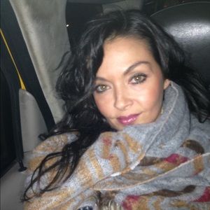 Meet your Posher, Lesia