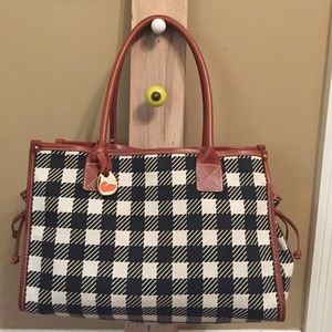 Dooney & Bourke purse