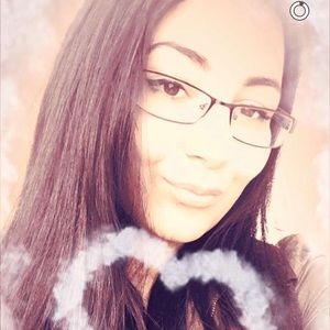 Meet your Posher, Alanna