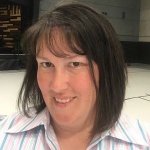 Meet your Posher, Debra