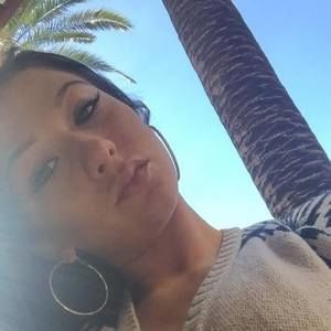 Meet your Posher, Becca