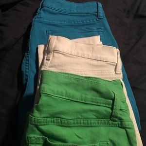 Three pairs gap 1969 jeans