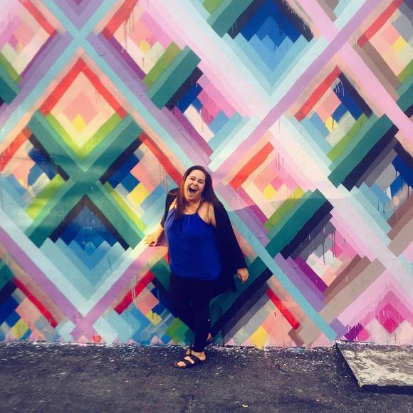 Meet your Posher, Hallie