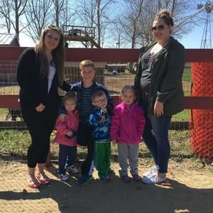 Meet your Posher, Bobbie jo