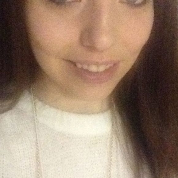 Meet your Posher, Sabrina - Picture 1 of 1