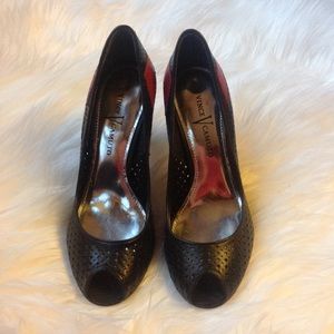 Vince Camuto 6.5 Perforated peep toe heels