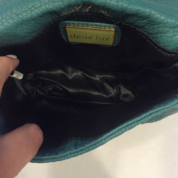 Deux Lux crossbody - Picture 3 of 4