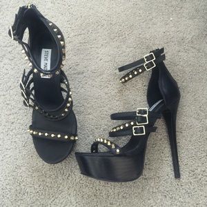 Steve Madden Romania style heels