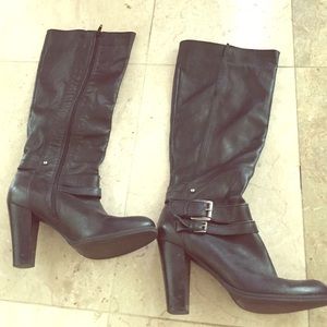 NINE WEST // BLACK HEELED BOOTS KNEE LENGTH