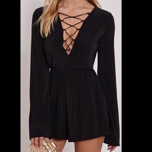 🎄NWT Black Lace Up Romper