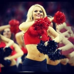 Meet your Posher, Danielle