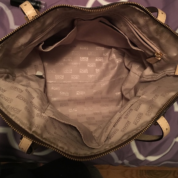 Michael Kors handbag - Picture 4 of 4