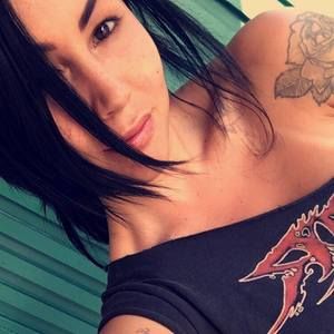 Meet your Posher, Eva