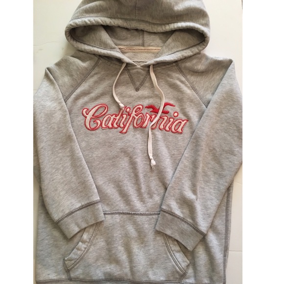 Light weight Hollister sweatshirt