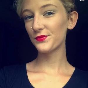 Meet your Posher, Abigail