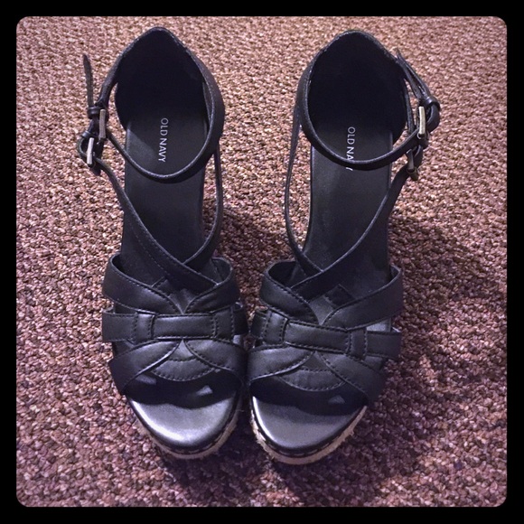 Old Navy summer wedges :)!! - Picture 1 of 4