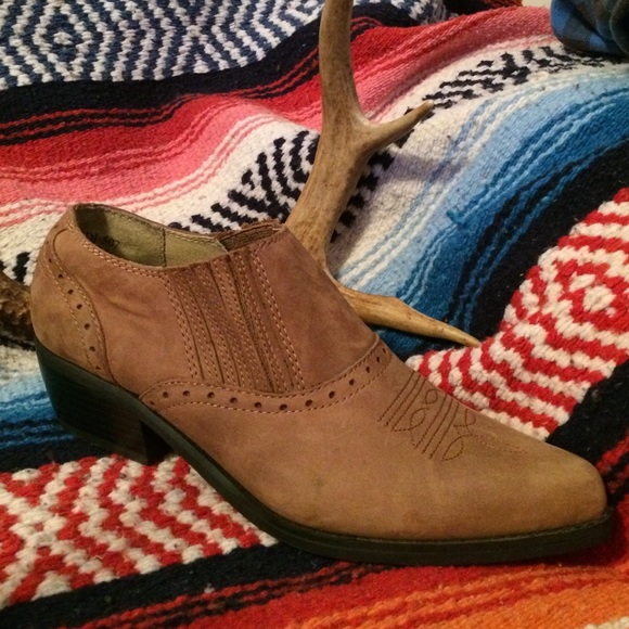 Dingo shoes