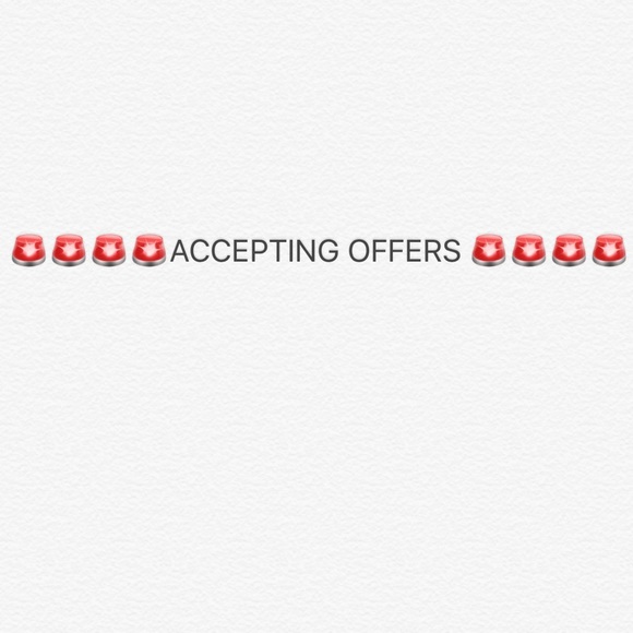 🚨Closet closing Soon🚨