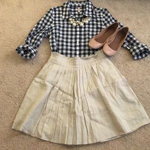 JCrew 100% linen pleated skirt. Size 0