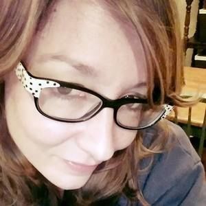 Meet your Posher, Carrie