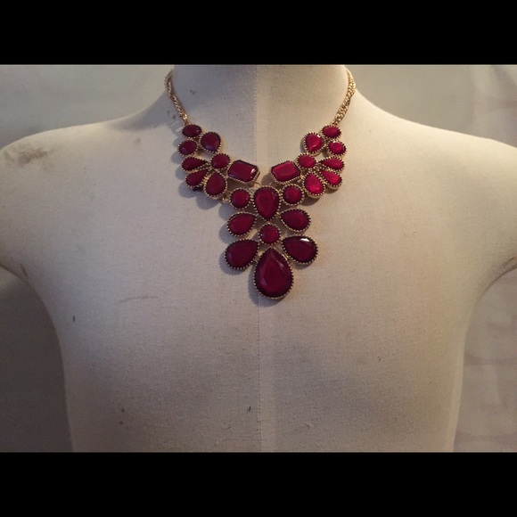 Charming Charlie Dark red necklace