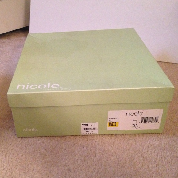 Nicole mid-calf boots 7.5M - Picture 2 of 2