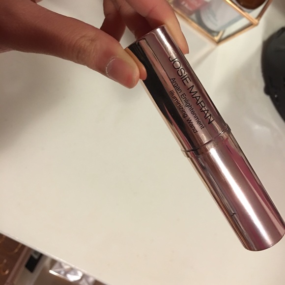 Josie Maran Illuminizing Wand