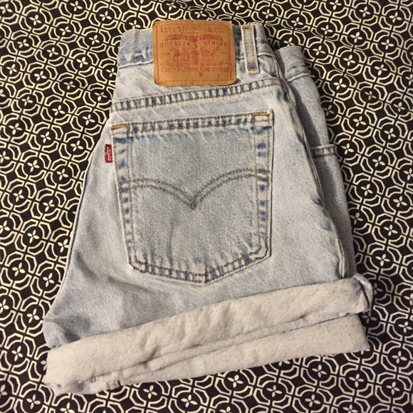 high waisted Levi's
