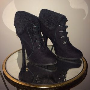 Black Kardashian Booties
