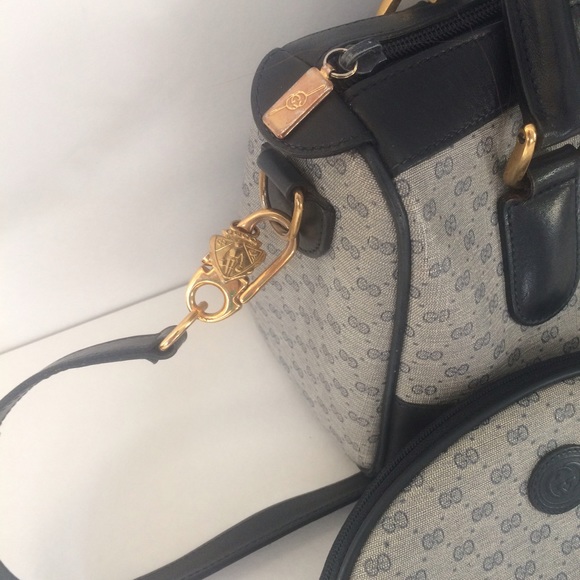 GUCCI VINTAGE SET (Purse,Wallet,Strap & Case) - Picture 2 of 8