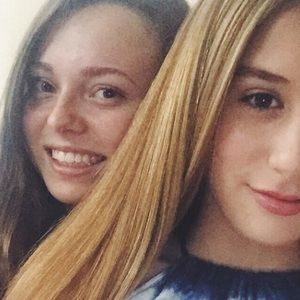 Meet your Posher, Ava