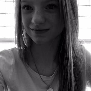 Meet your Posher, Brenna