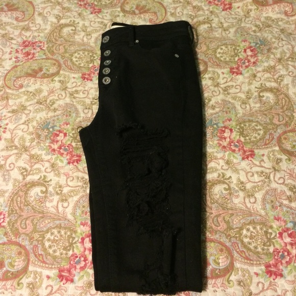 Black ripped jeans skinny and high waisted