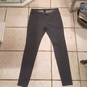 Hue gray leggings perfect condition!!
