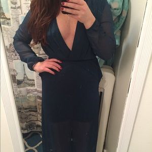 Gorgeous teal v cut gown