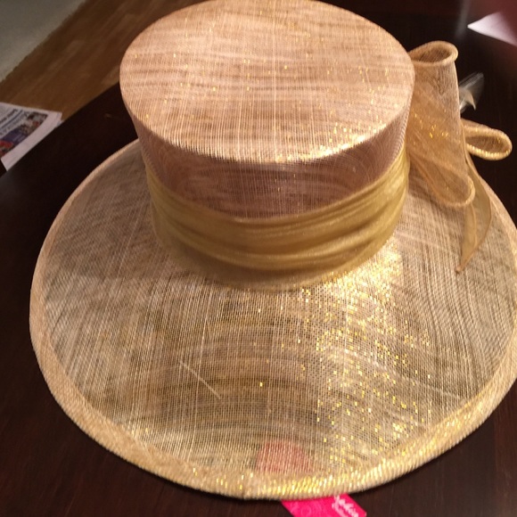Hat - Picture 2 of 2