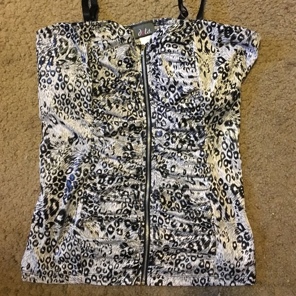 Black & White Leopard Zipper Tank Top - Picture 1 of 2