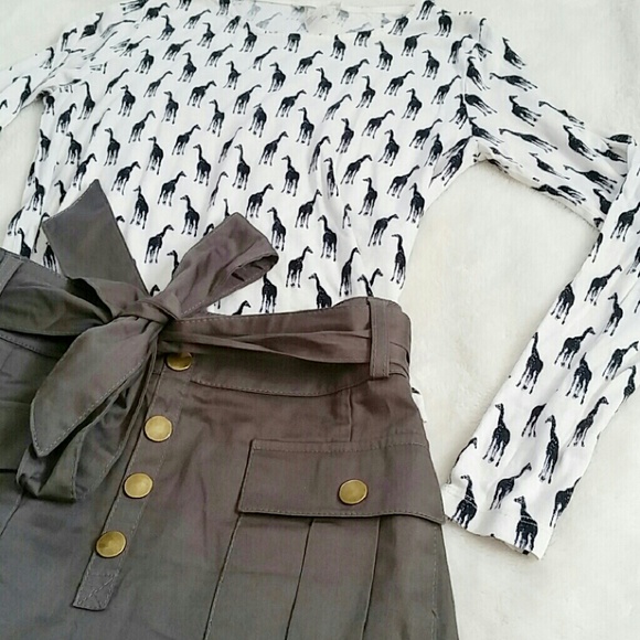 H&M Dresses & Skirts - 💙Host Pick!💙 H&M Button Down Army Green Skirt 6