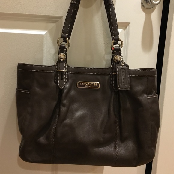 Coach Handbags - NWOT Coach Bag