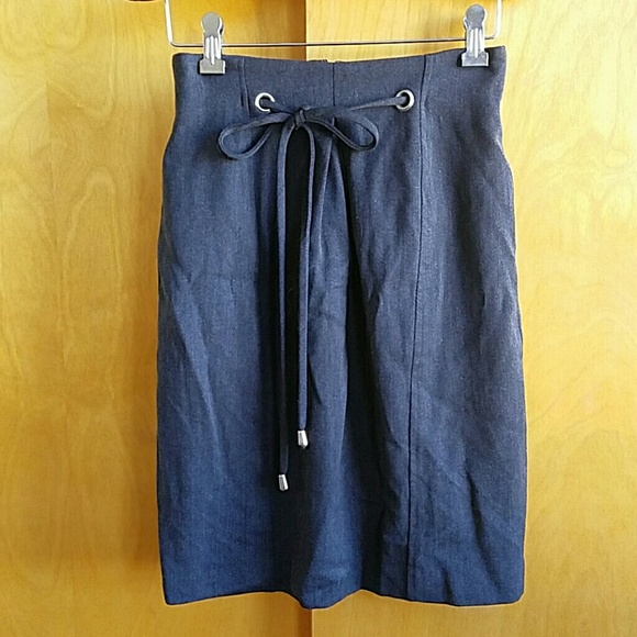 High waisted Anne Klein skirt