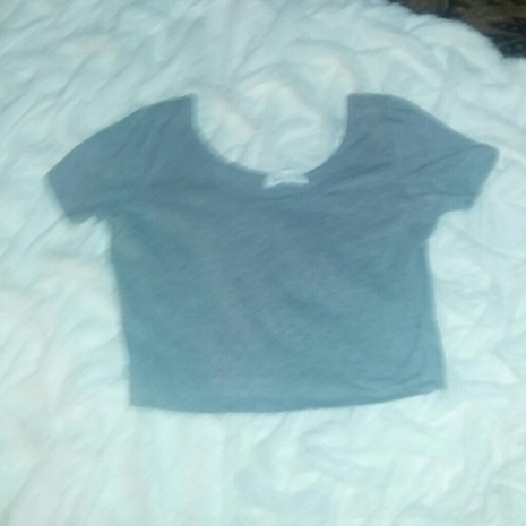 Solid color crop top