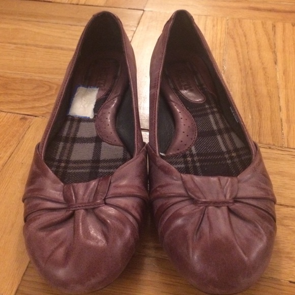 New Born flats comfy! Cute! Leather!