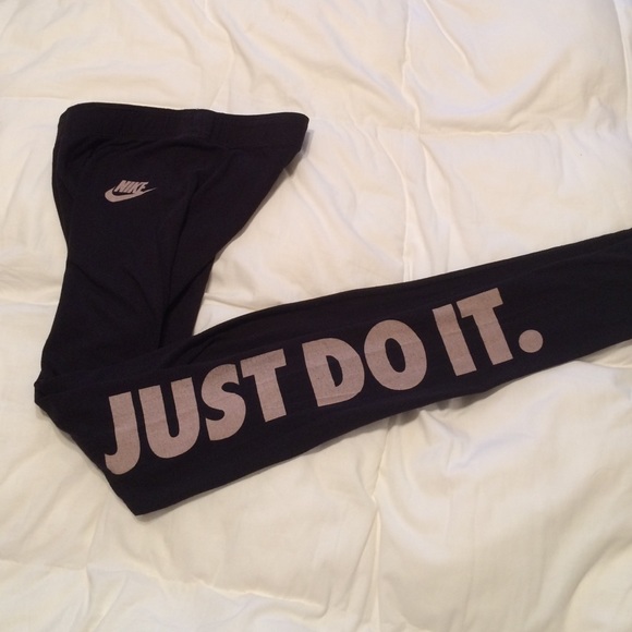 Nike leggings